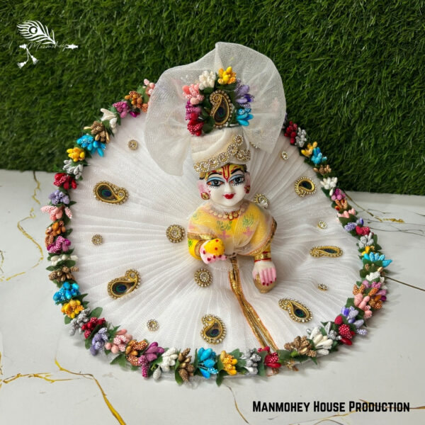 Elegant White Laddu Gopal Dress – Floral Bead Work Krishna Ji Poshak with Golden Embellishments - Image 2